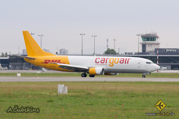 Boeing 737-448(SF)