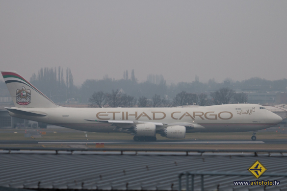 Boeing 747-87UF/SCD