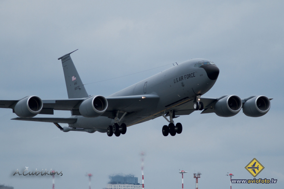 Boeing KC-135T Stratotanker (717-148)