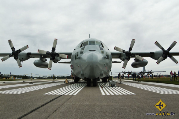 Lockheed Tp84 Hercules (C-130H/L-382)