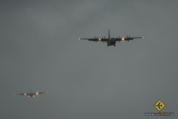 Lockheed Martin C-130J-30 Hercules (L-382)