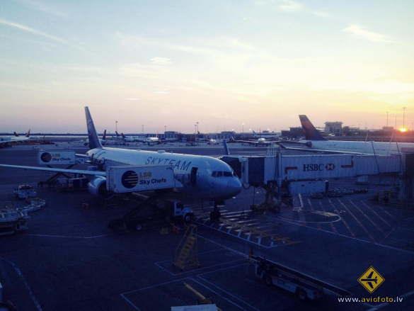 Boeing 767-332/ER