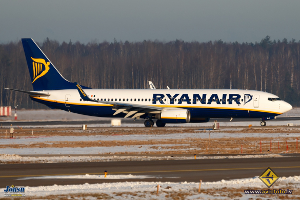 Boeing 737-8AS