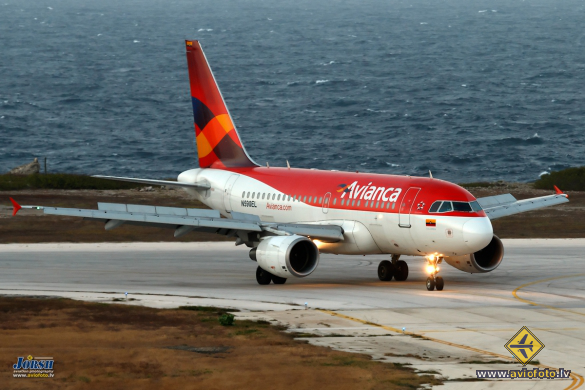 Airbus A318-111