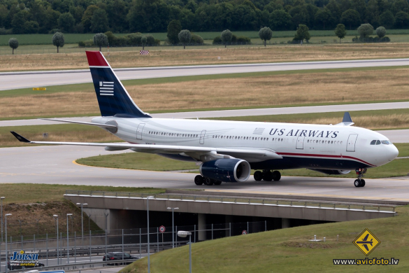 Airbus A330-243