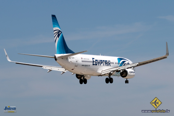 Boeing 737-866