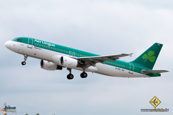 Airbus A320-214