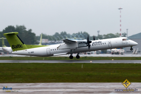 Bombardier DHC-8-402 Q400