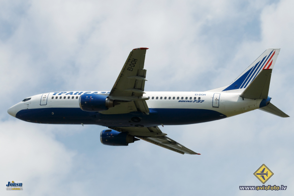 Boeing 737-31S