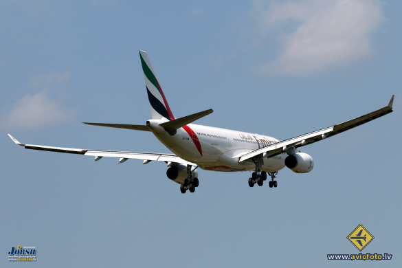 Airbus A330-243