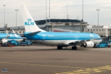 Boeing 737-8K2