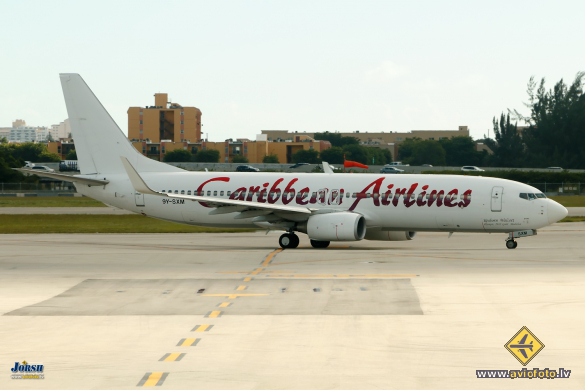 Boeing 737-8HO