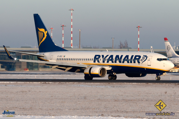 Boeing 737-8AS