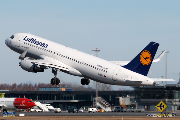 Airbus A320-214