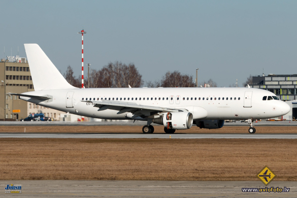 Airbus A320-214
