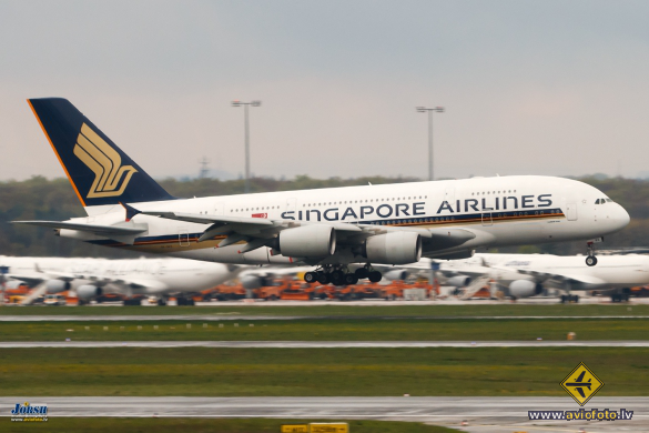 Airbus A380-841