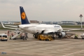 Airbus A320-214