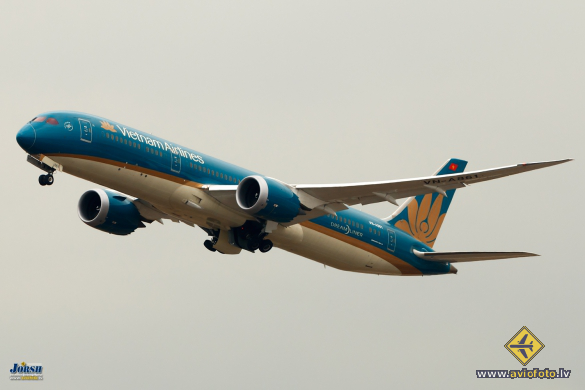 Boeing 787-9 Dreamliner