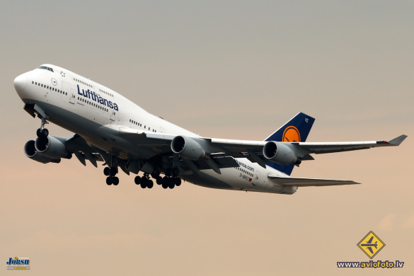 Boeing 747-430