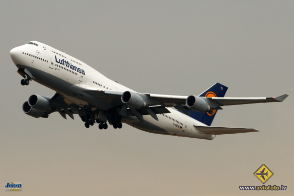 Boeing 747-430