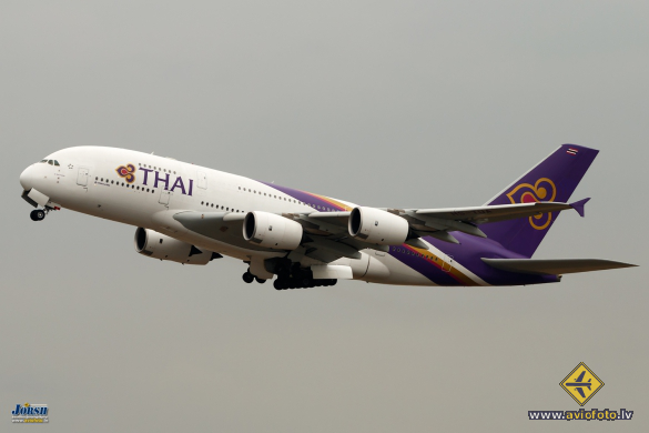 Airbus A380-841
