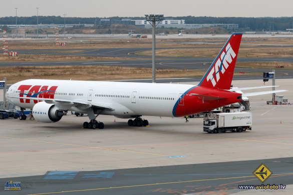 Boeing 777-32W/ER