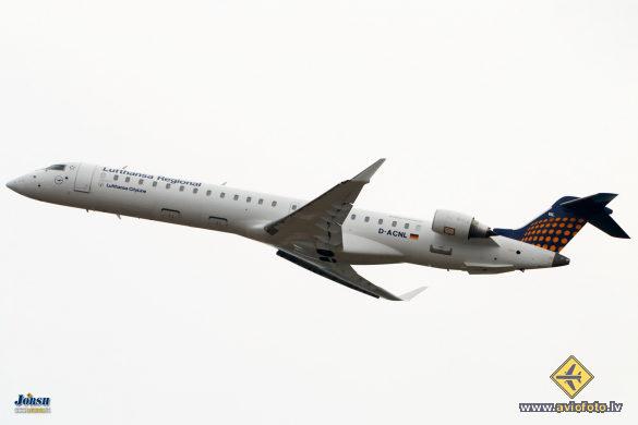 Bombardier CRJ-900 NG (CL-600-2D24)