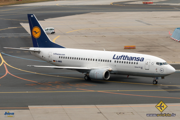 Boeing 737-330