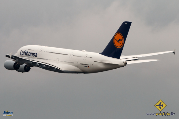 Airbus A380-841