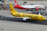 Boeing 737-8K5