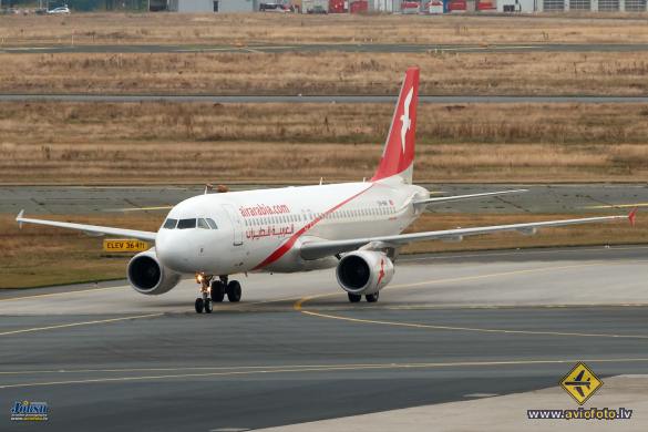 Airbus A320-214