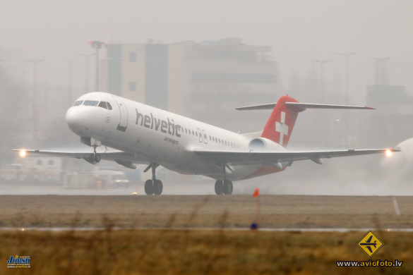 Fokker 100 (F-28-0100)