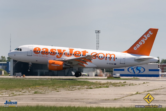 Airbus A319-111