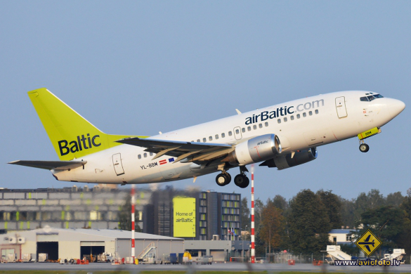 Boeing 737-522