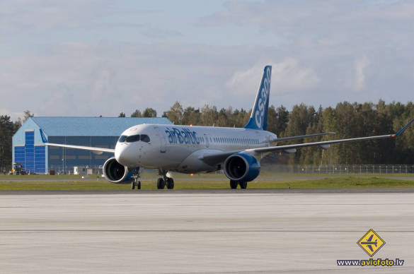 Bombardier CSeries CS300 (BD-500-1A11)