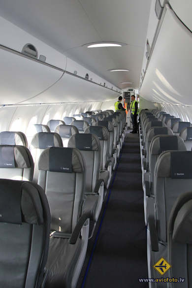 Bombardier CSeries CS300 (BD-500-1A11)