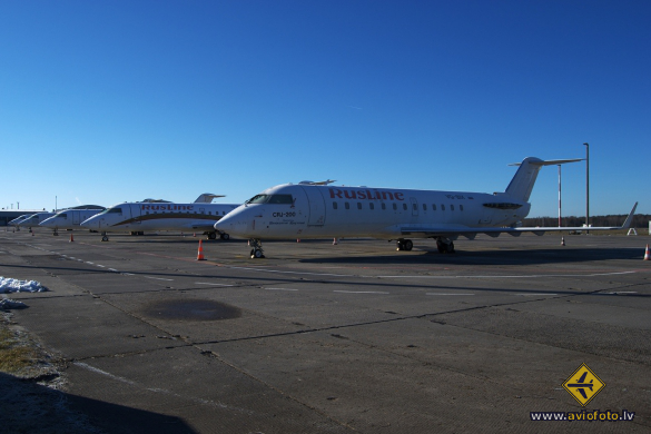 Bombardier CRJ-200ER (CL-600-2B19)