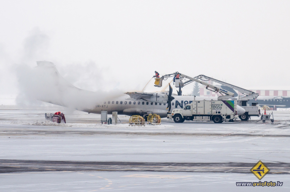 ATR ATR-72-500 (ATR-72-212A)