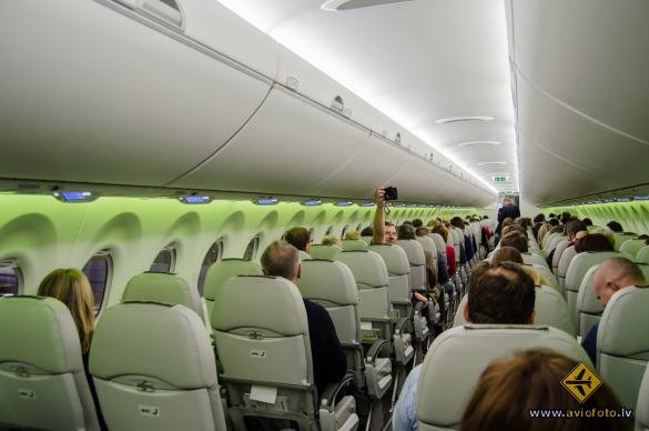 Bombardier CSeries CS300 (BD-500-1A11)