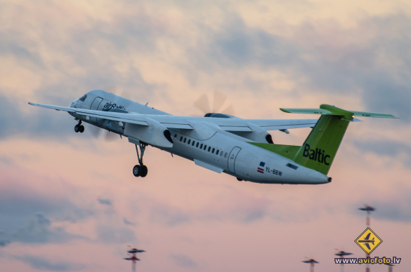 Bombardier DHC-8-402 Q400