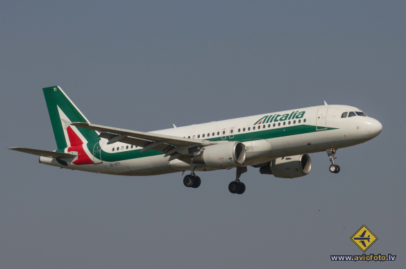 Airbus A320-216