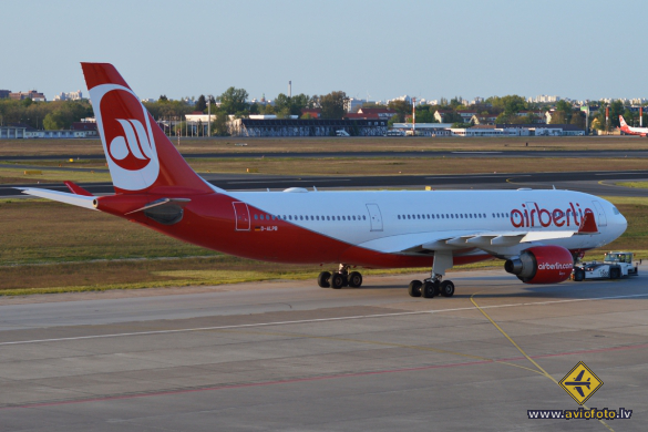 Airbus A330-223