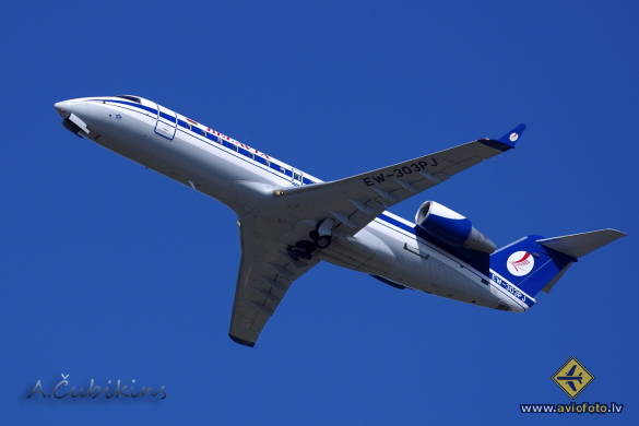 Bombardier CRJ-200LR (CL-600-2B19)