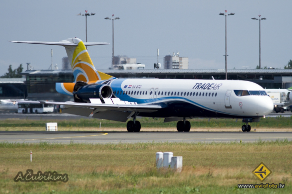 Fokker 100 (F-28-0100)