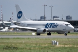 Boeing 737-524