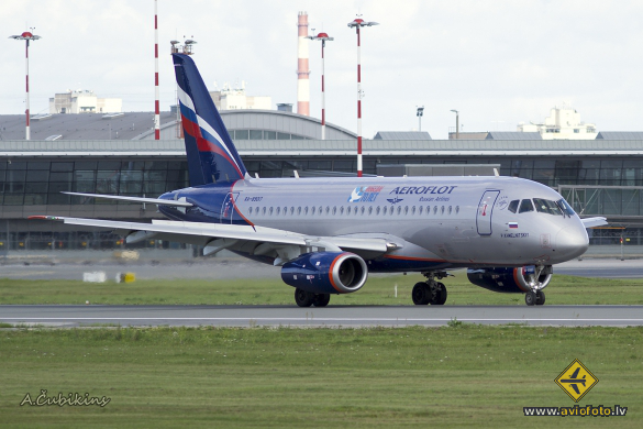 Sukhoi SSJ-100-95B Superjet 100 (RRJ-95B)