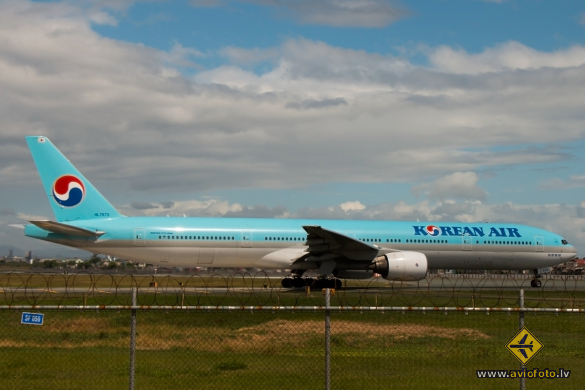 Boeing 777-3B5