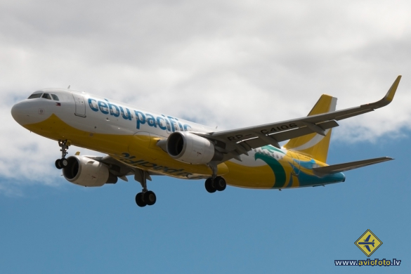 Airbus A320-214