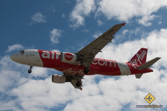 Airbus A320-216