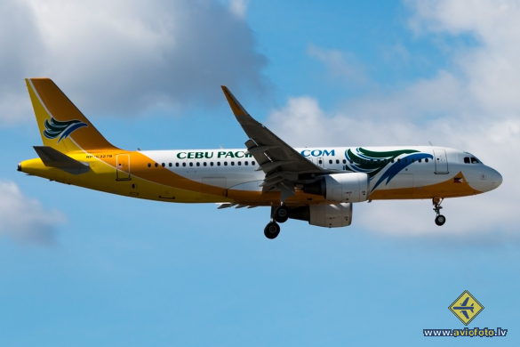 Airbus A320-214